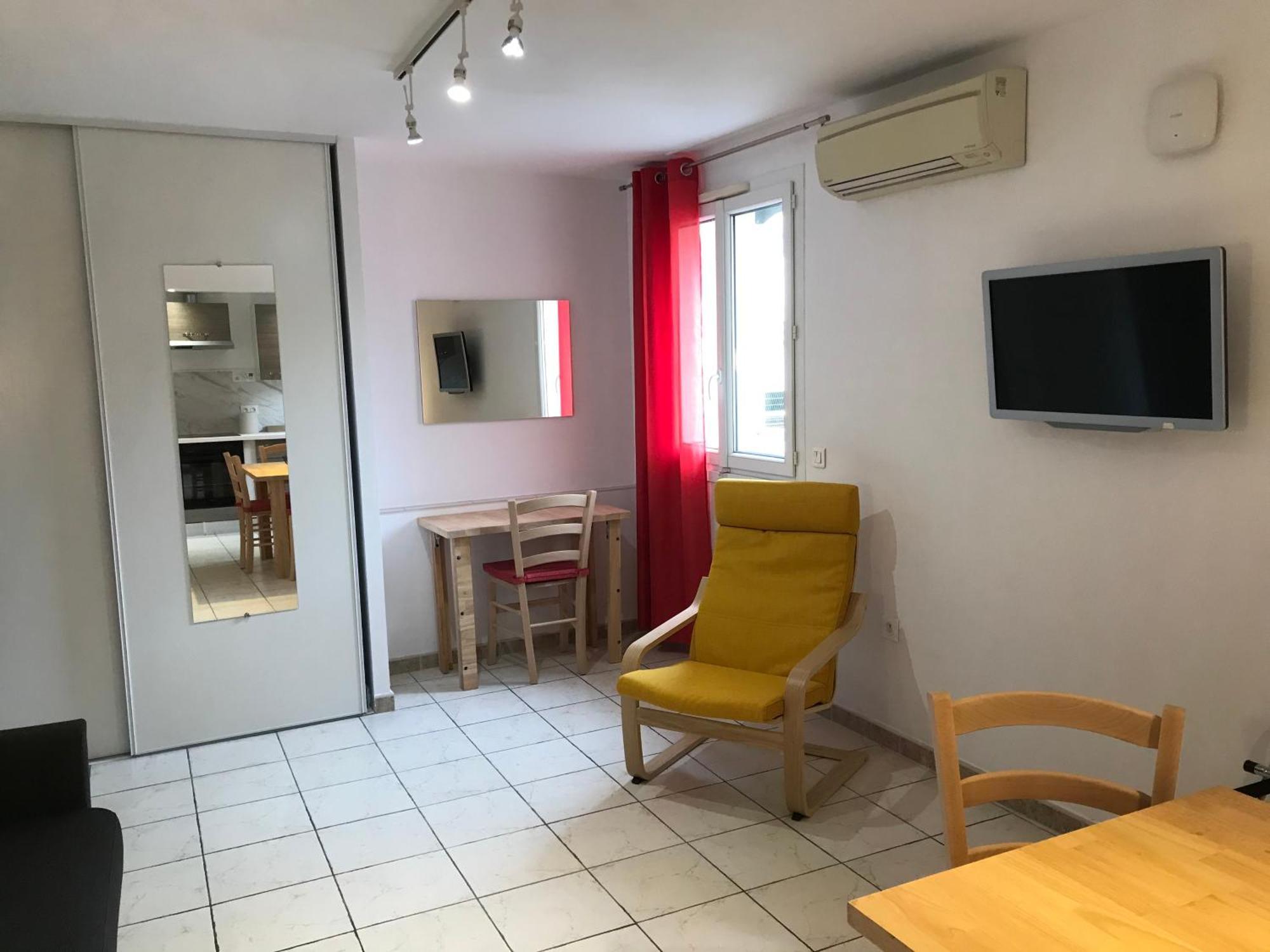 Privilege Hotel & Apparts Eurociel Centre Comedie Montpellier Zewnętrze zdjęcie
